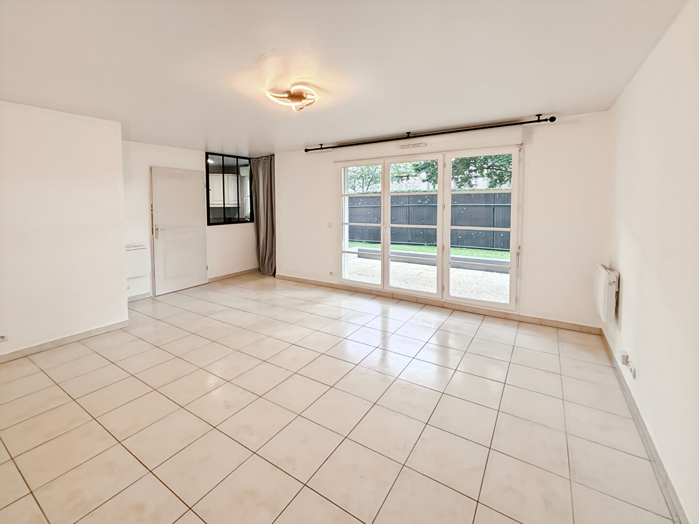 Appartement MENNECY (91540) 2 pi&egrave;ces 44.68 m&sup2;