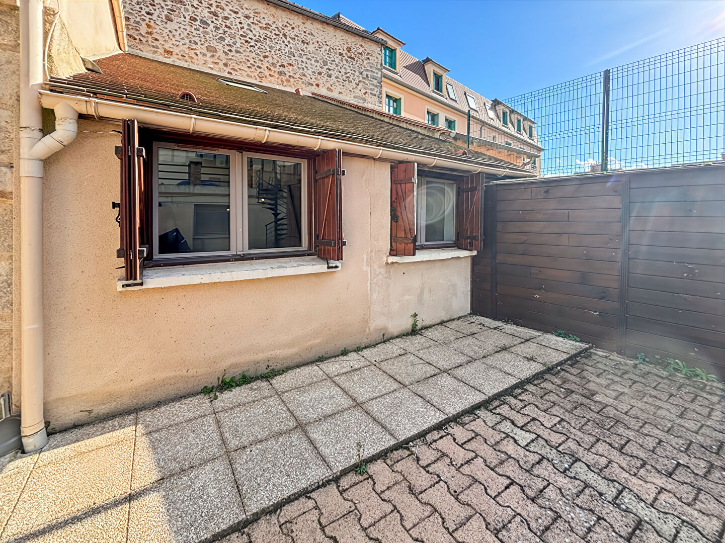 Appartement MENNECY (91540) 1 pi&egrave;ce 25.00 m&sup2;