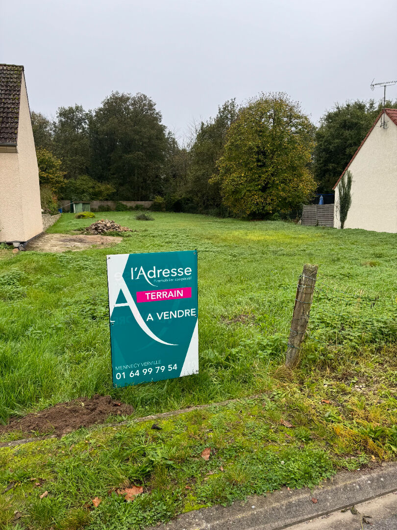 Terrain BOISSY LE CUTTE (91590) 770.00 m²