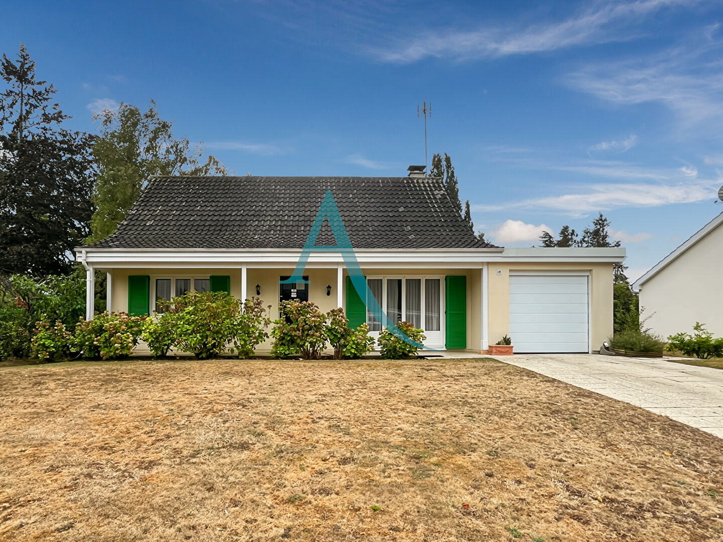à 5 km de Corbeil-Essonnes Exclusif 375 000 € Maison 7 pièces , 5 chambres 150.00 m² Avec jardin, terrasse Voir le bien
