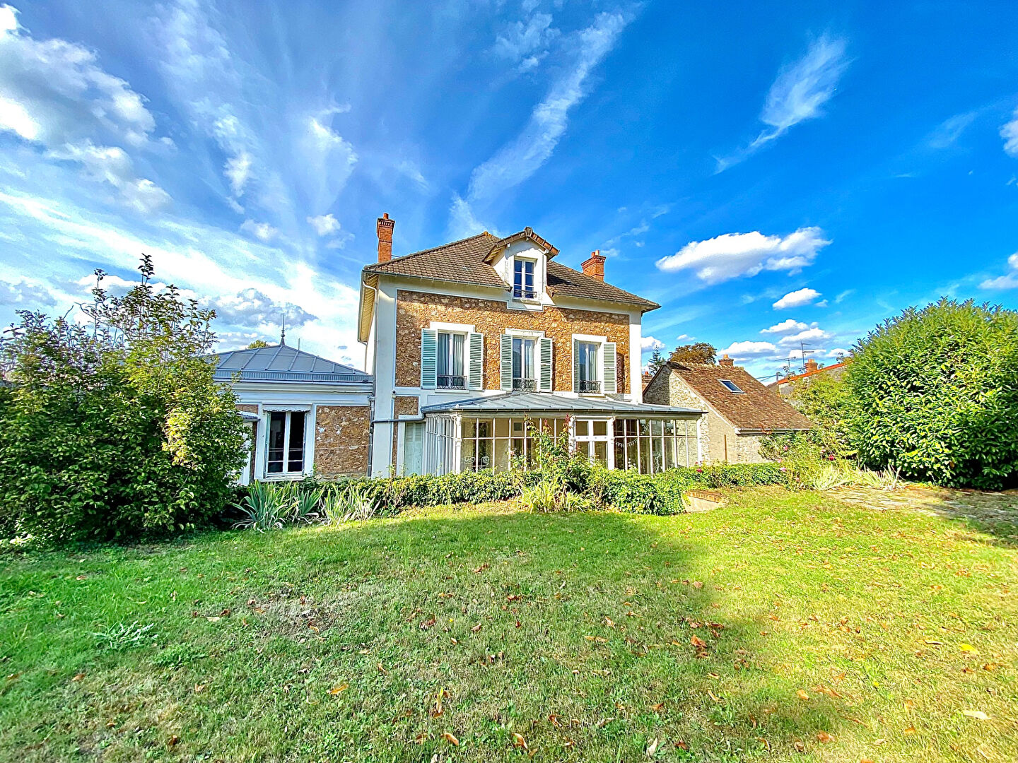 Maison MENNECY (91540) 12 pièces 350.00 m²