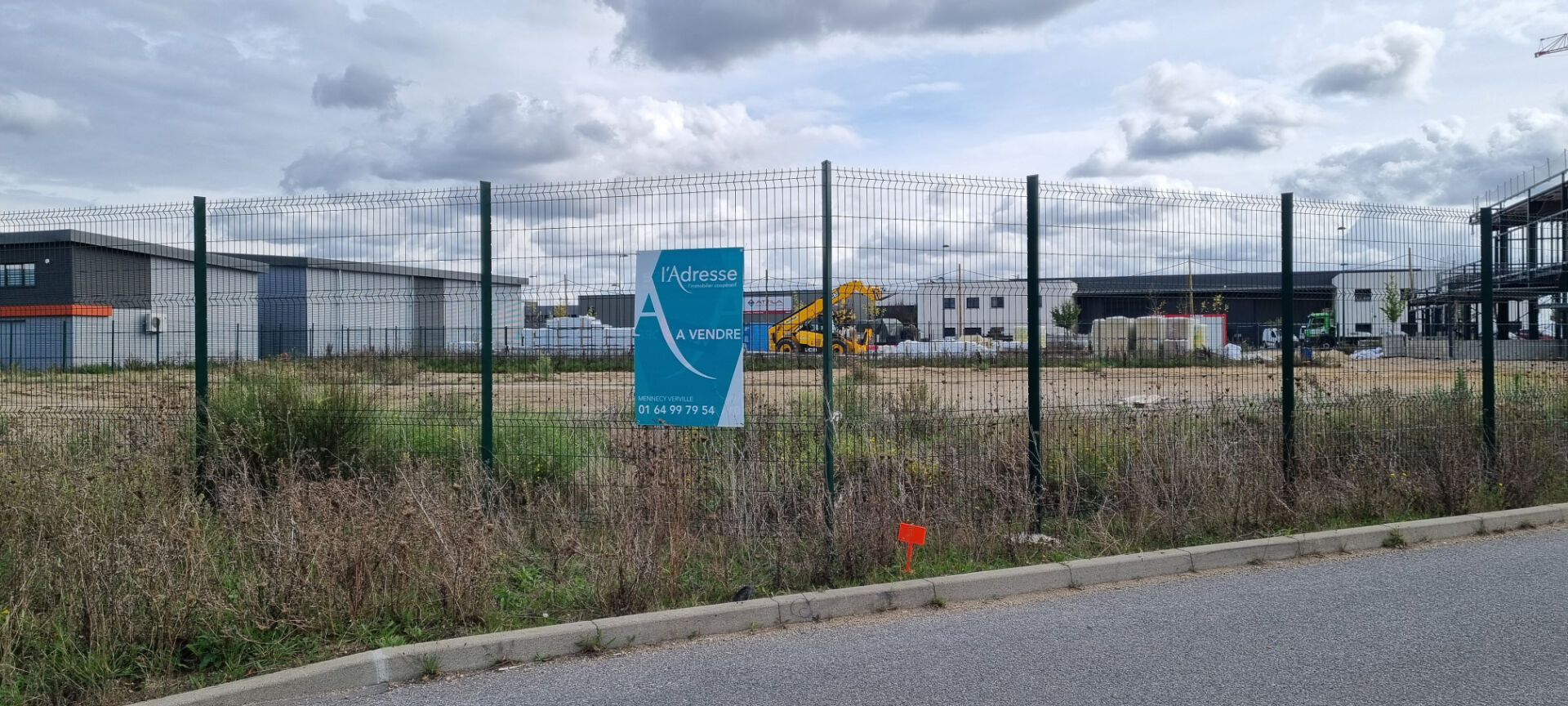 Terrain MENNECY (91540) 3200.00 m²