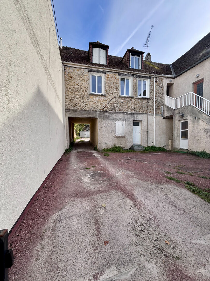 Parking / box MENNECY (91540) 1 pièce