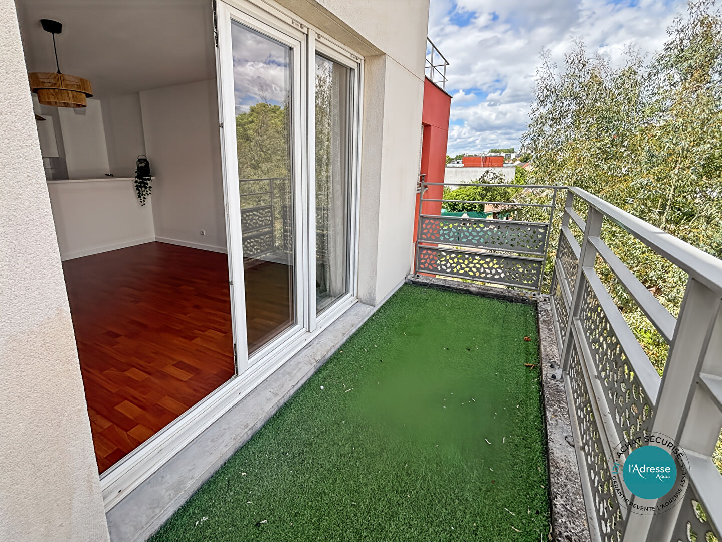 à 8 km de Fleury-Mérogis Exclusif 120 000 € Appartement 2 pièces , 1 chambre 40.00 m² Voir le bien