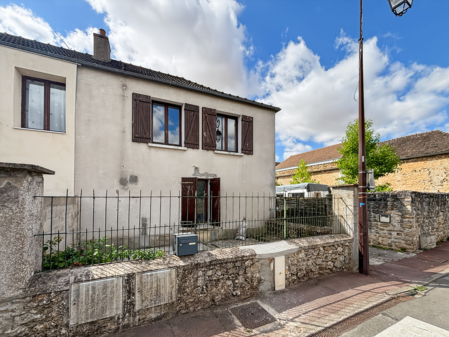 à 5 km de Lisses 185 000 € Maison 3 pièces , 2 chambres 86.50 m² Avec jardin Voir le bien