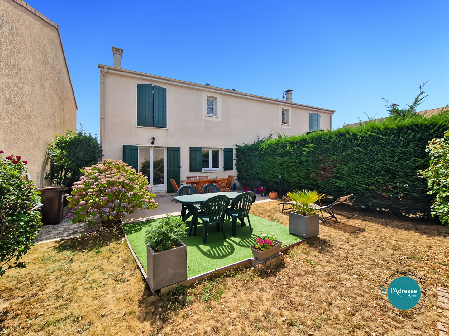 à 8 km de Fleury-Mérogis Exclusif 277 000 € Maison 5 pièces , 3 chambres 88.00 m² Avec jardin Voir le bien