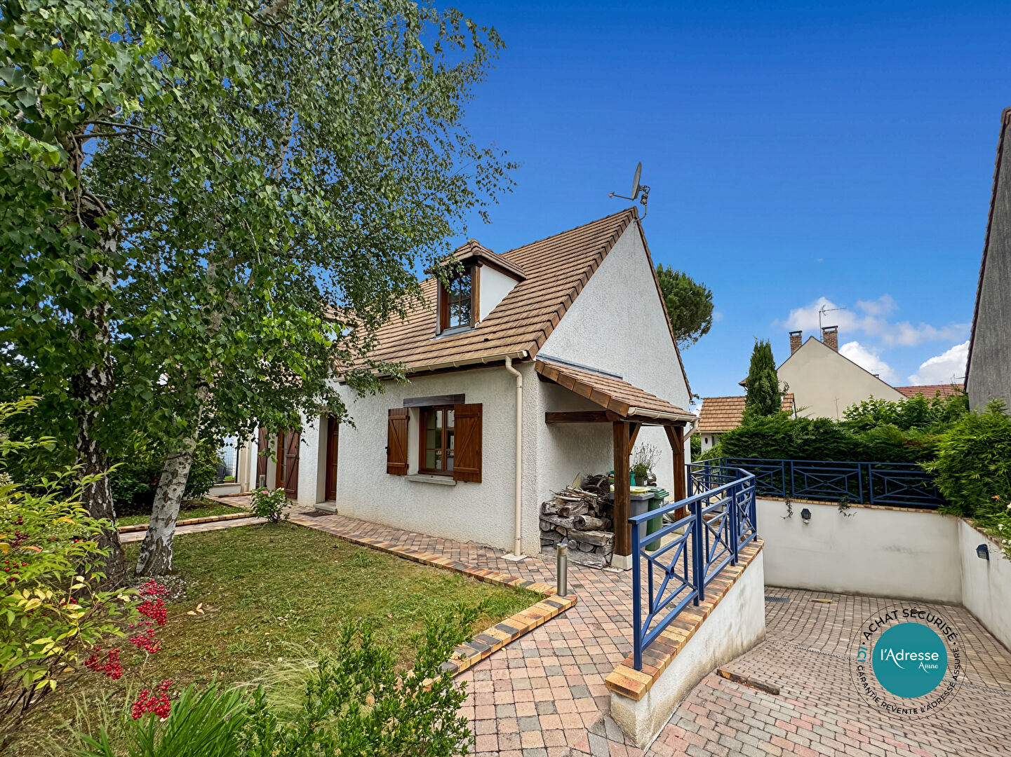 Ballancourt-sur-Essonne (91) Exclusif 349 000 € Maison 6 pièces , 4 chambres 120.00 m² Avec jardin, terrasse