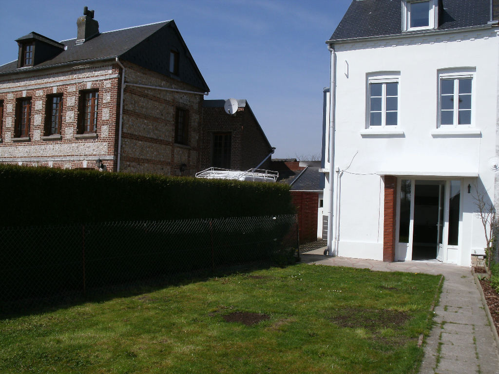 Maison LILLEBONNE (76170) 4 pièces 68.00 m²