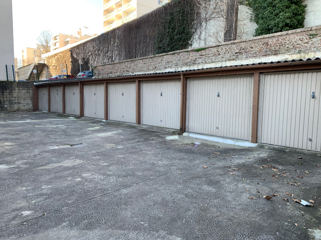Parking / box LE HAVRE (76600) 12.00 m²