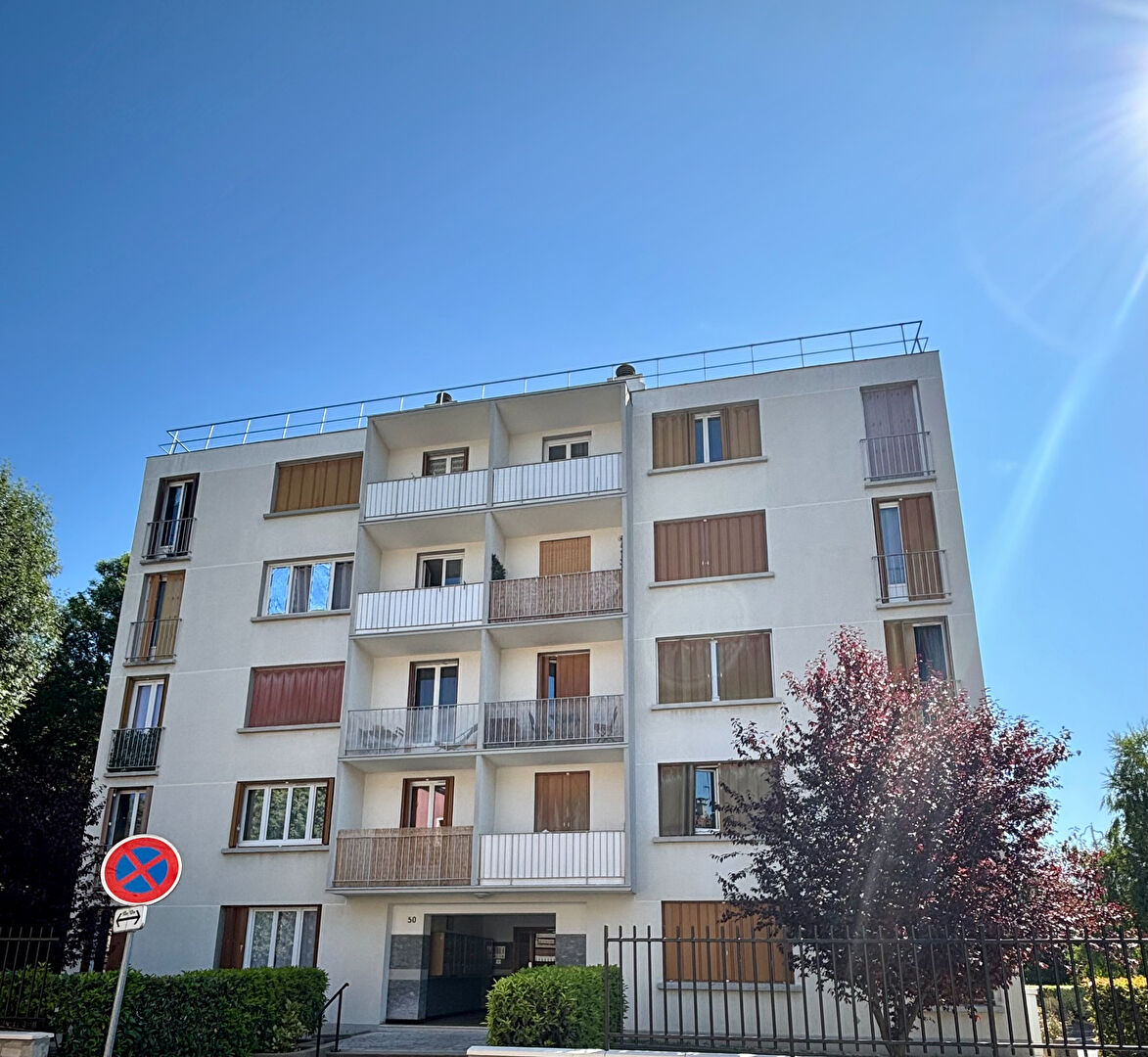 Appartement THIAIS (94320) 1 pièce 27.68 m²