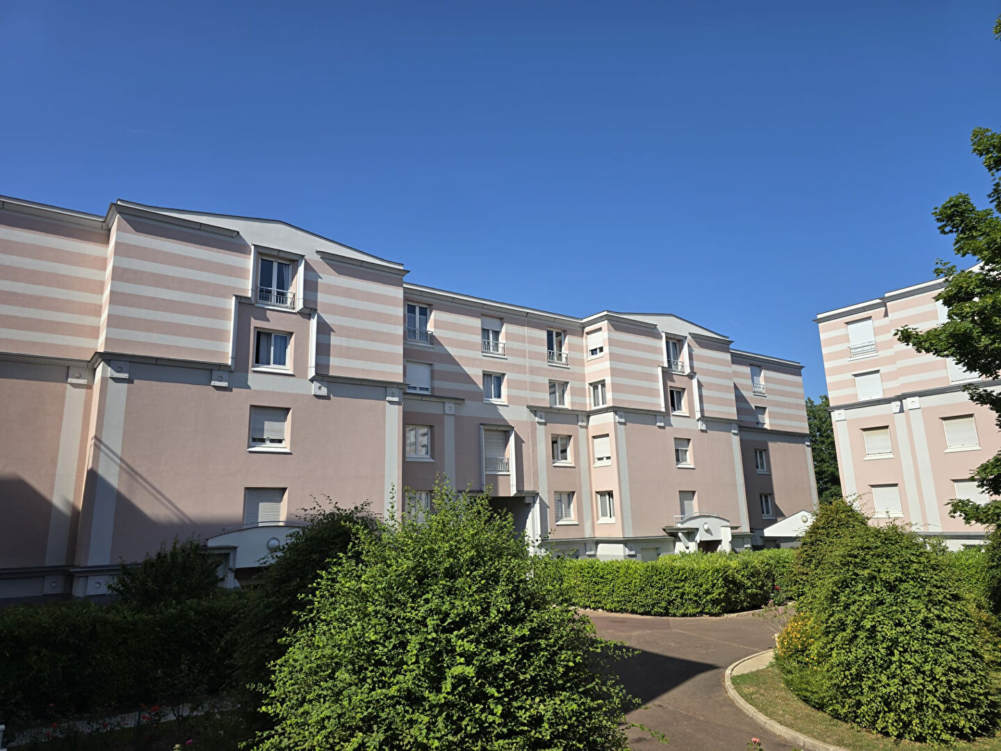 Appartement L HAY LES ROSES (94240) 3 pi&egrave;ces 68.90 m&sup2;