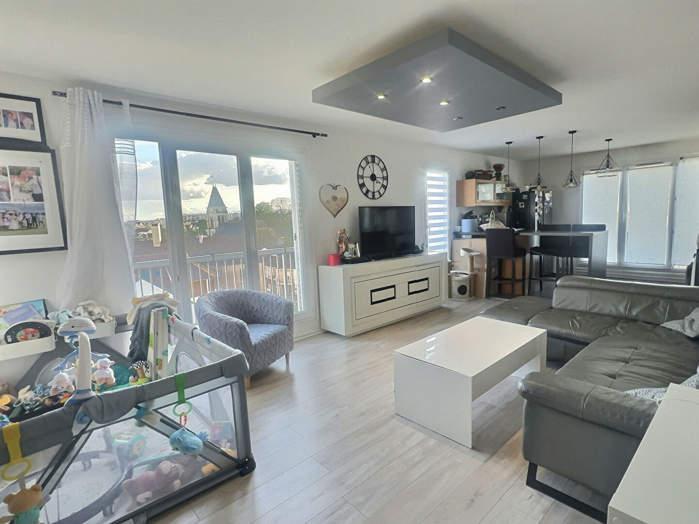 Appartement THIAIS (94320) 4 pi&egrave;ces 87.80 m&sup2;