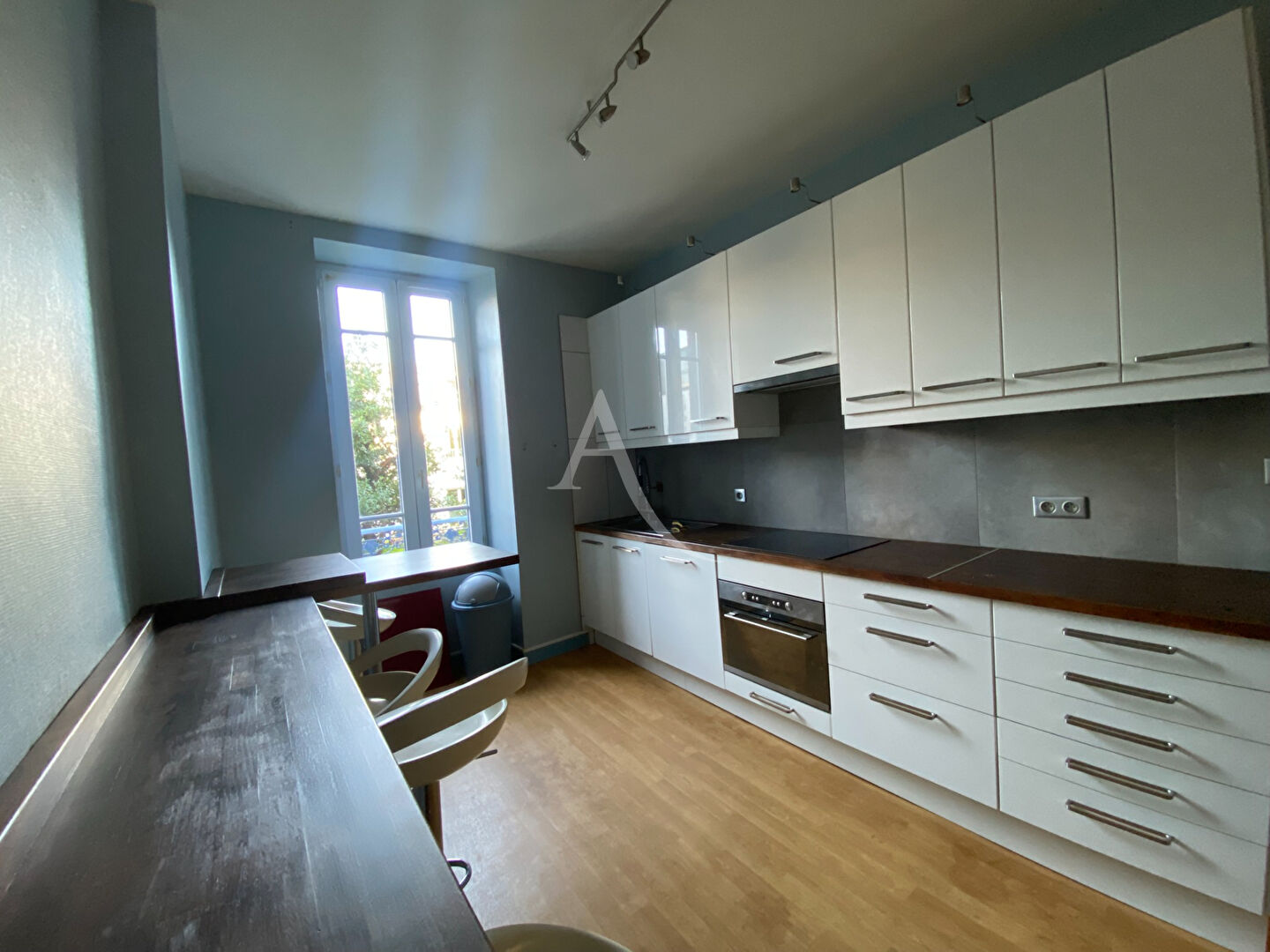 Appartement BREST (29200) 2 pièces 55.00 m²