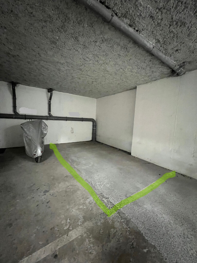 Parking / box ANTIBES (06600) 12.00 m²