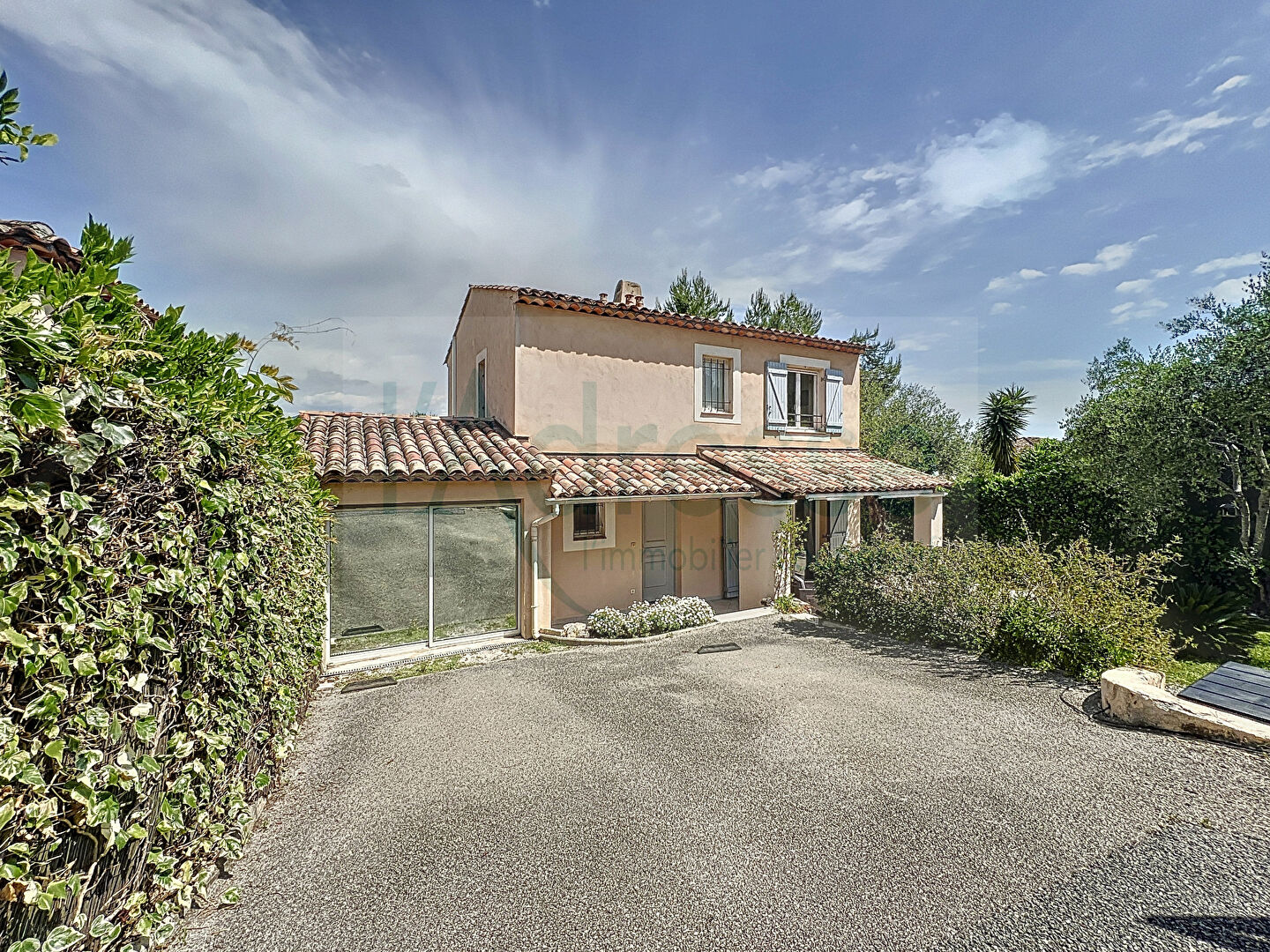 Maison VALBONNE (06560) 4 pièces 99.00 m²