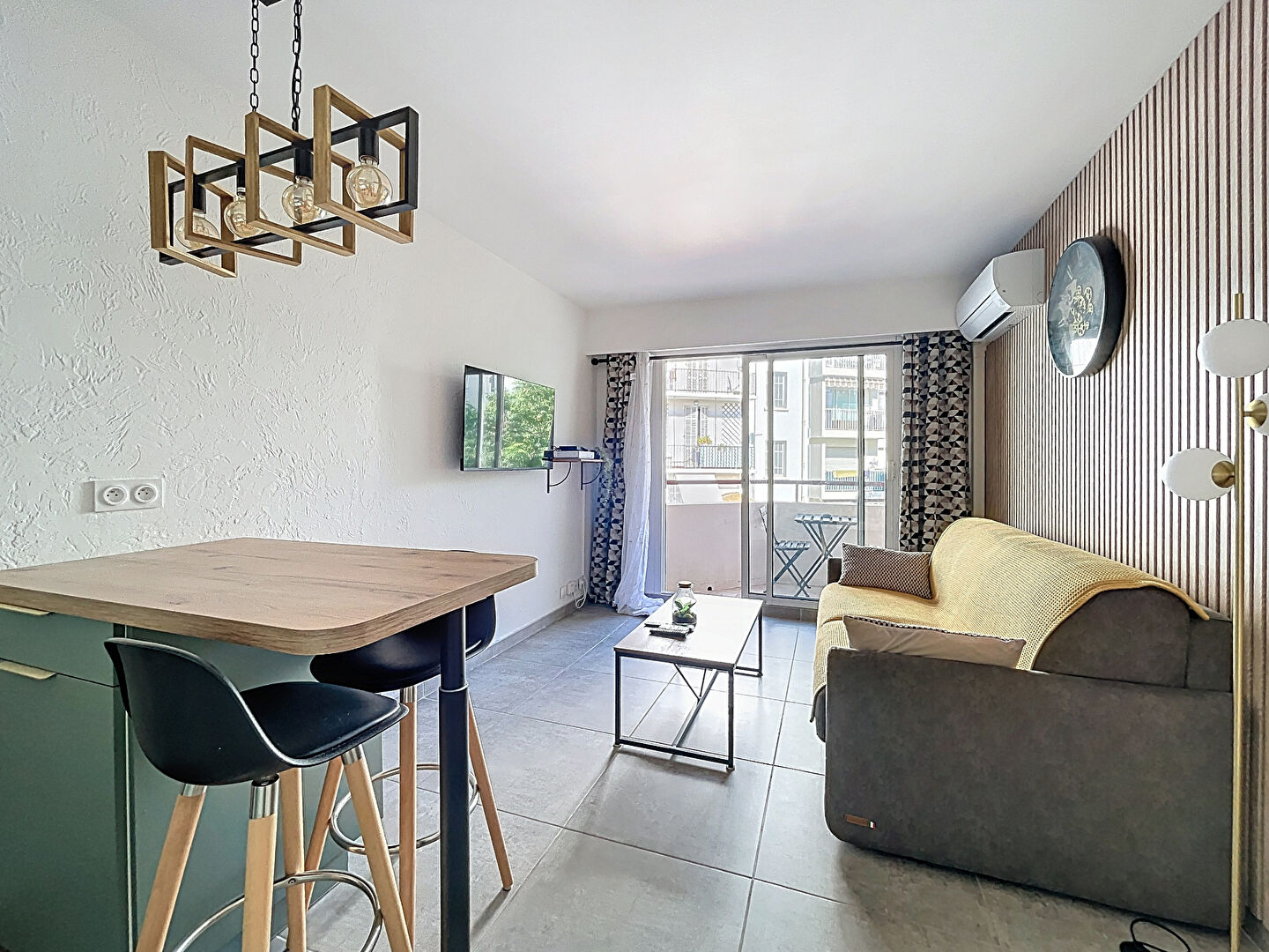 Appartement ANTIBES (06600) 1 pièce 19.07 m²
