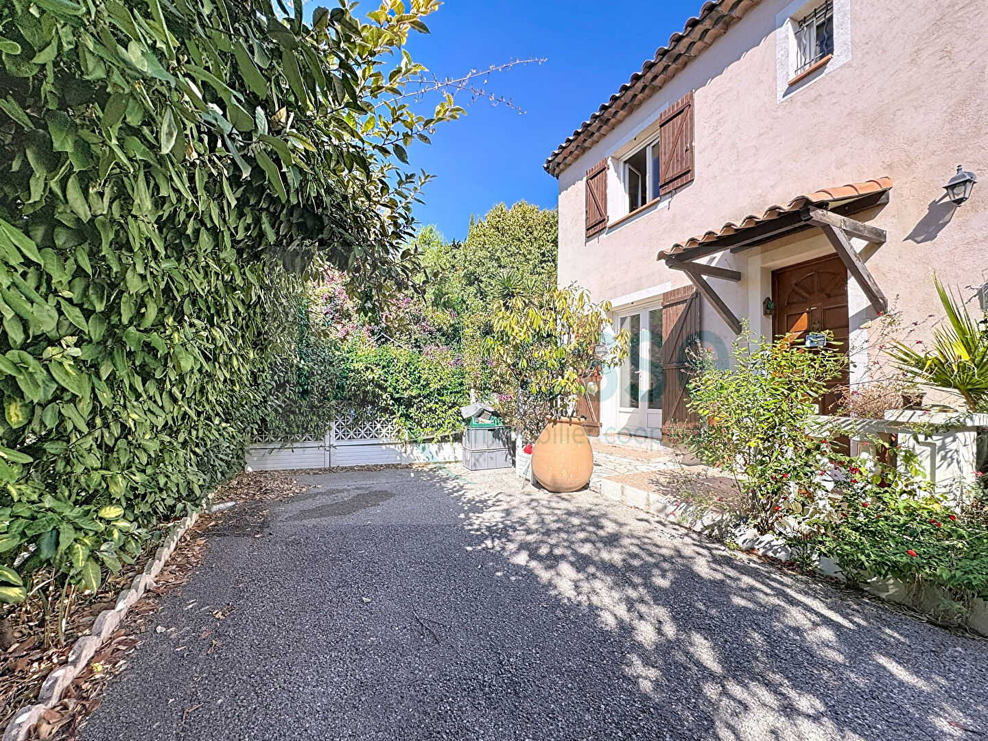 Maison ANTIBES (06600) 4 pi&egrave;ces 100.00 m&sup2;