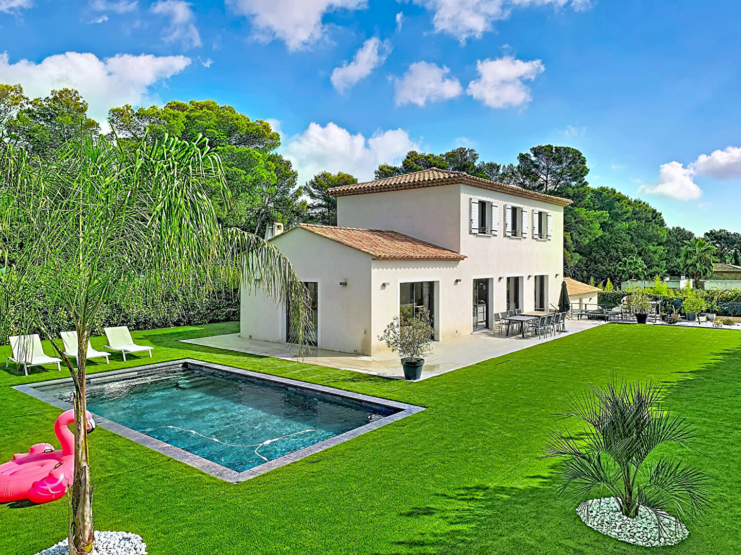 Maison MOUGINS (06250) 5 pi&egrave;ces 154.00 m&sup2;