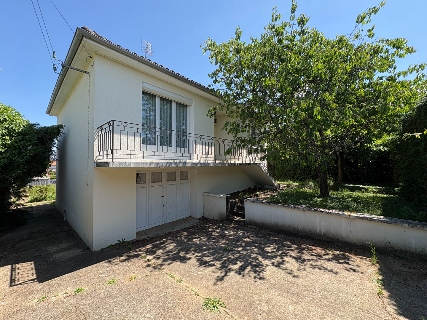 Maison LUSSAC LES CHATEAUX (86320) 4 pièces 84.00 m²