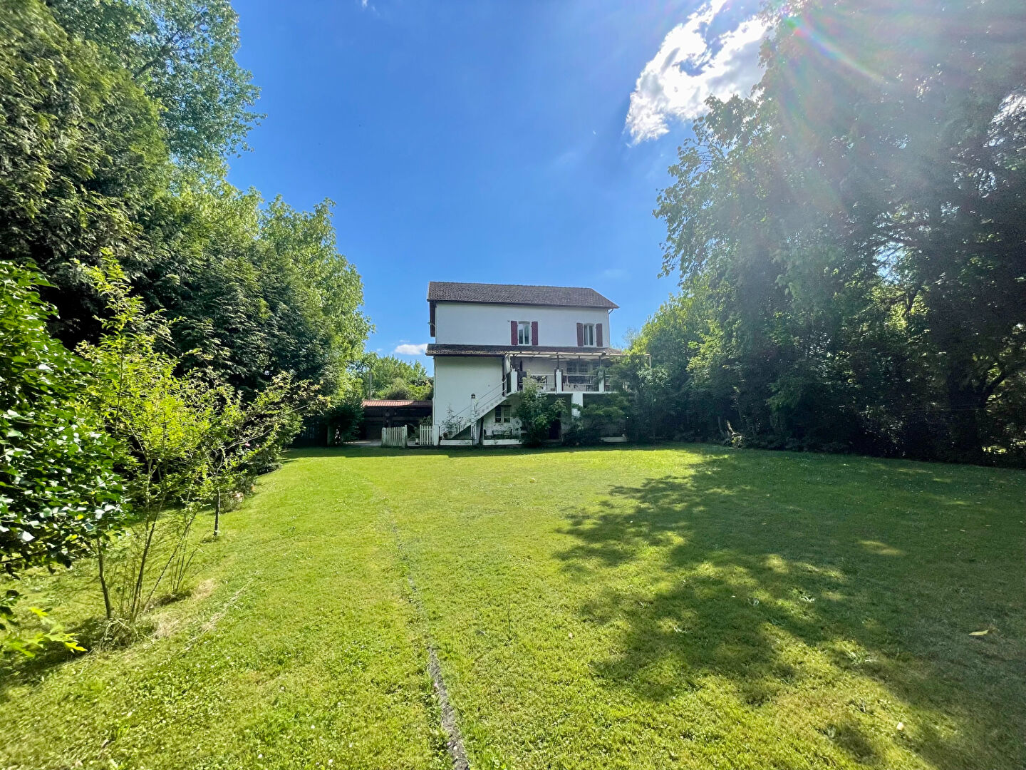 Maison DAX (40100) 10 pi&egrave;ces 296.00 m&sup2;