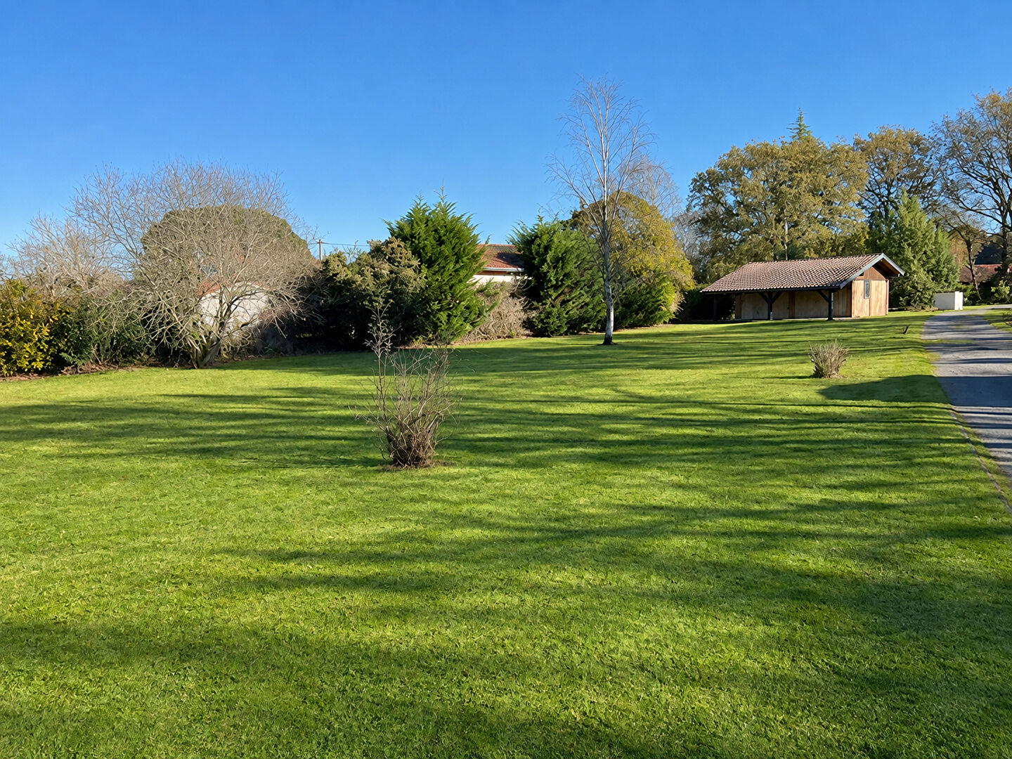 Terrain SOUSTONS (40140) 1400.00 m&sup2;