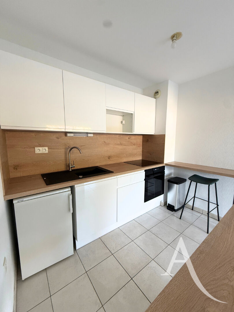 Appartement 2 pièces 40 m² · à Croix · 40 m² · 800 €/mois