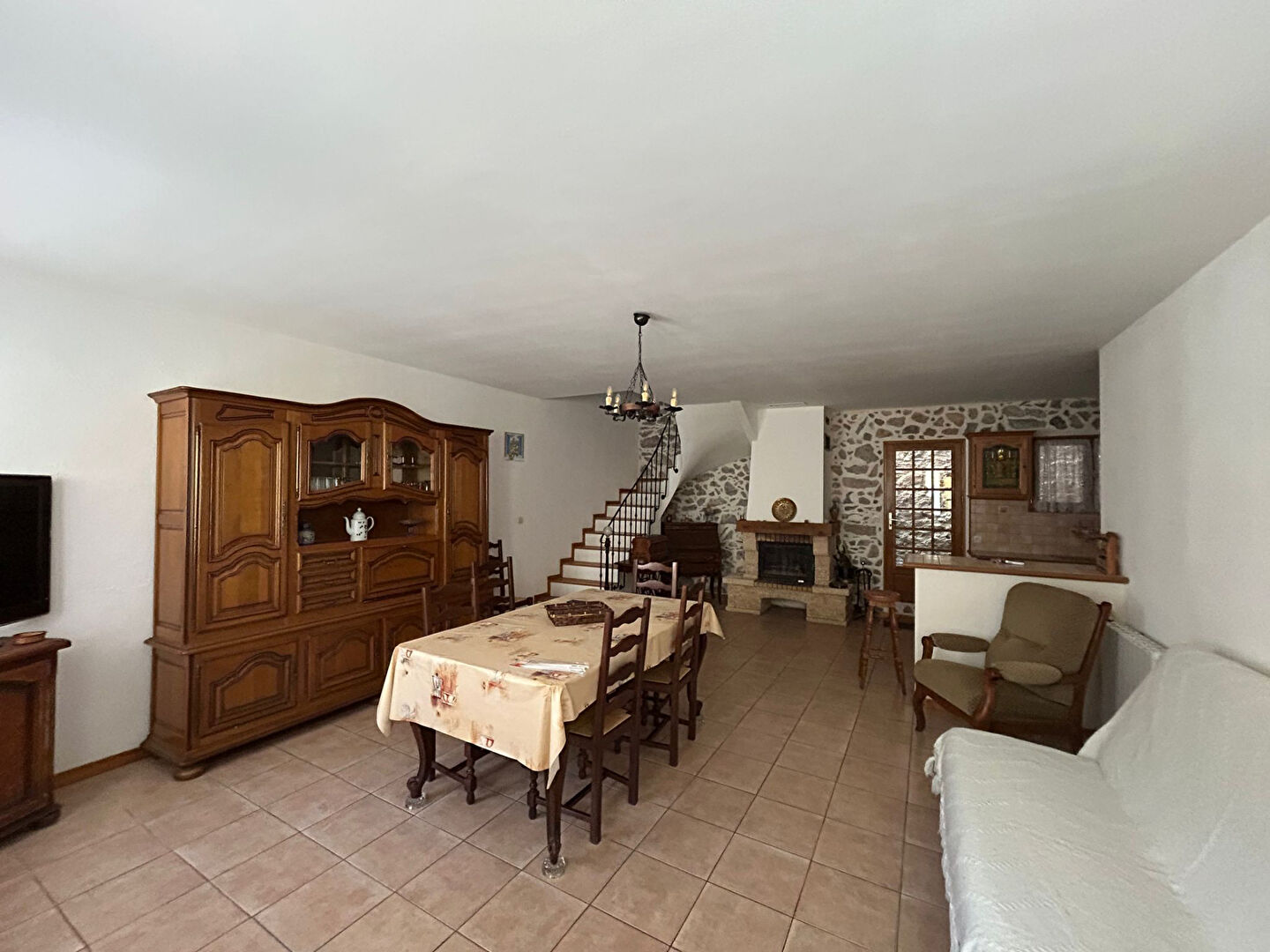 Maison 4 pièces 102 m² · à Tuchan · 101,9 m² · 115 000 €