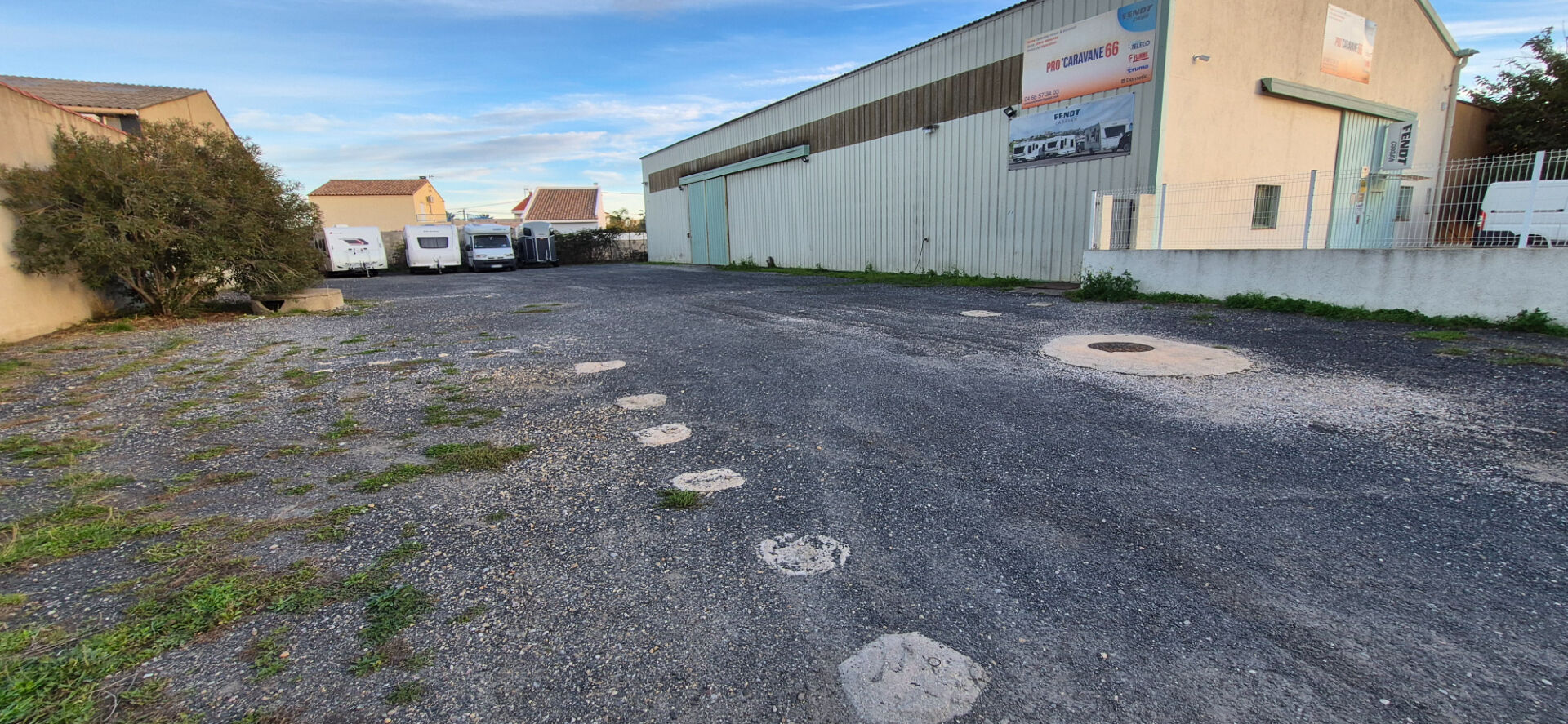 Local d'activit&eacute; PIA (66380) 550.00 m&sup2;