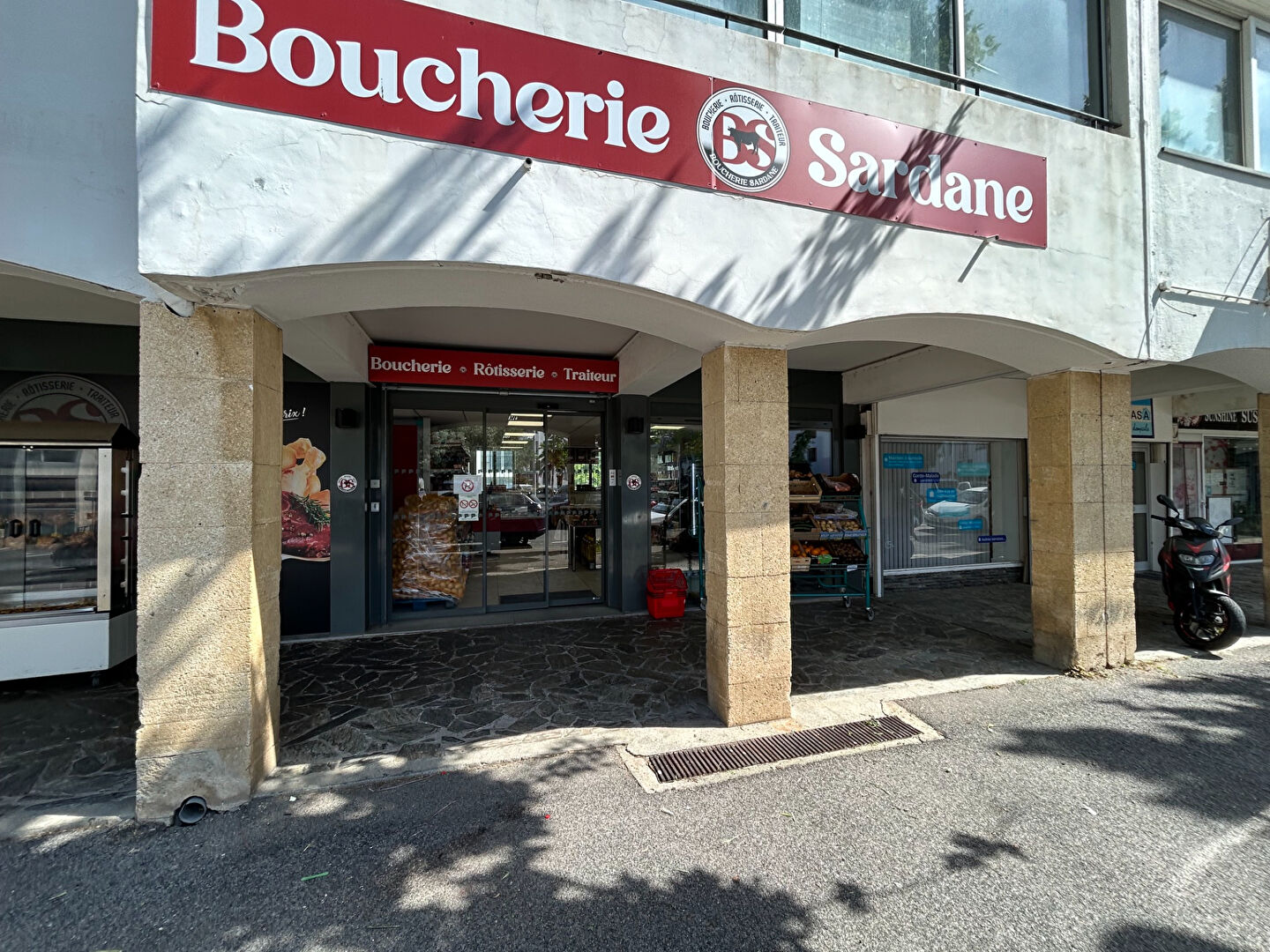 Fonds de commerce PERPIGNAN (66000) 1 pi&egrave;ce 98.00 m&sup2;