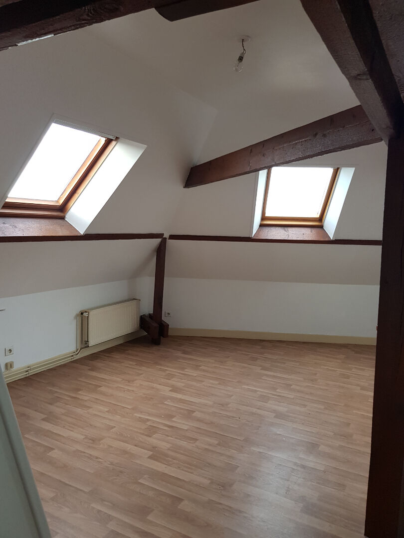 Appartement SOISSONS (02200) 2 pi&egrave;ces 38.00 m&sup2;
