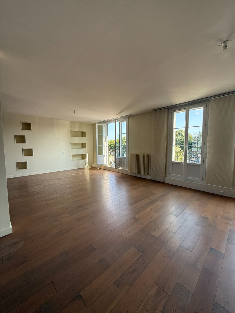 Appartement SOISSONS (02200) 4 pi&egrave;ces 127.00 m&sup2;