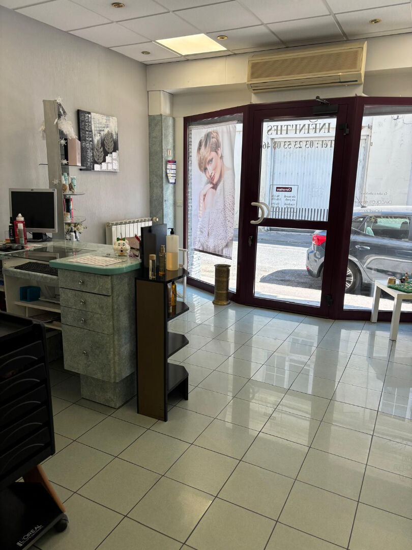 Local commercial SOISSONS (02200) 38.00 m²