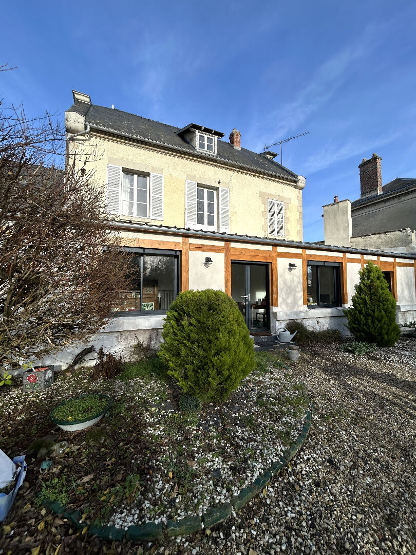 Maison SOISSONS (02200) 6 pi&egrave;ces 175.00 m&sup2;