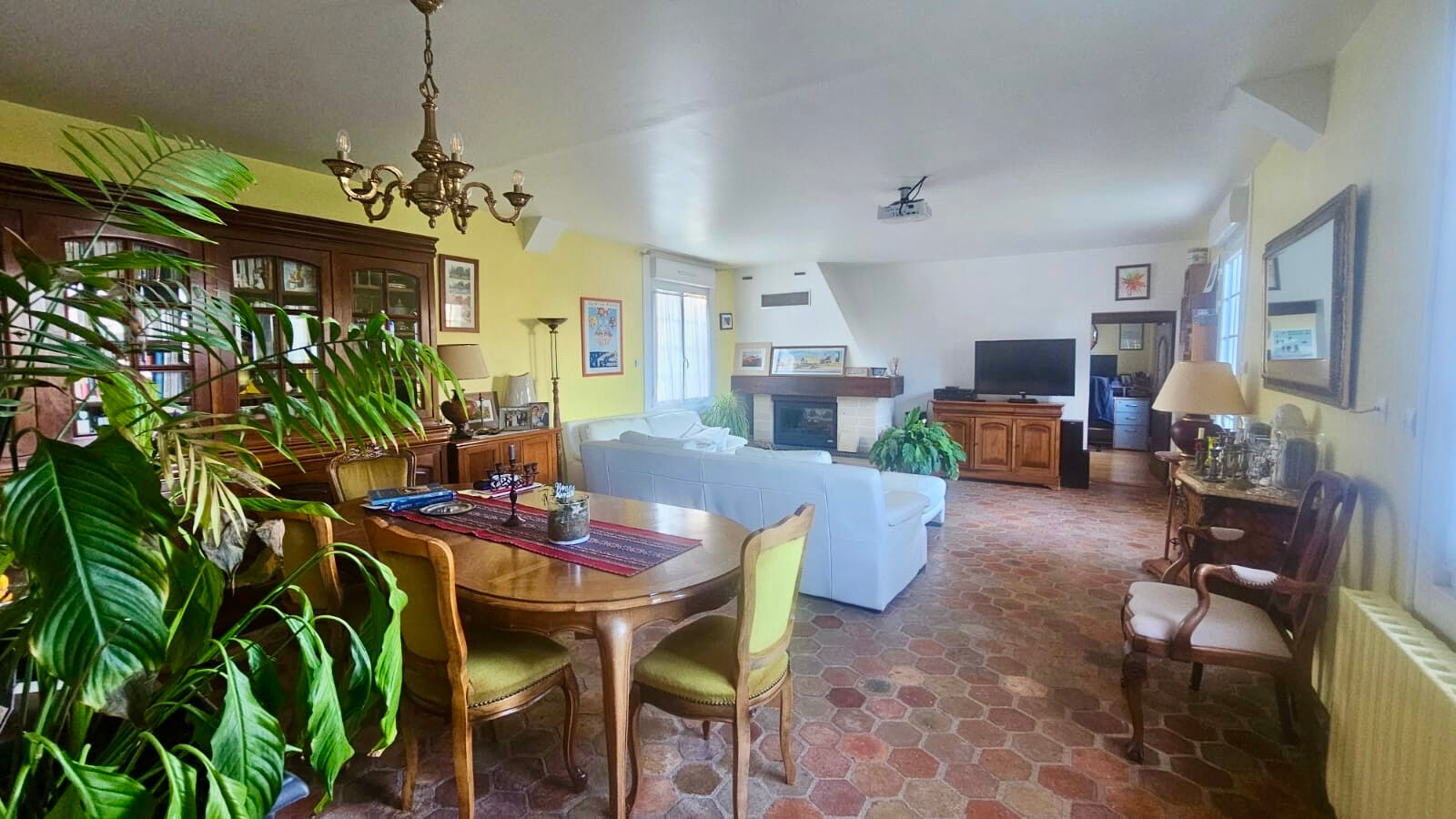 Maison SOISSONS (02200) 4 pi&egrave;ces 148.00 m&sup2;