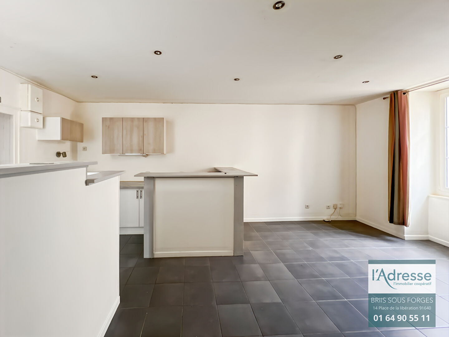 Appartement SAINT ARNOULT EN YVELINES (78730) 2 pièces 40.27 m²