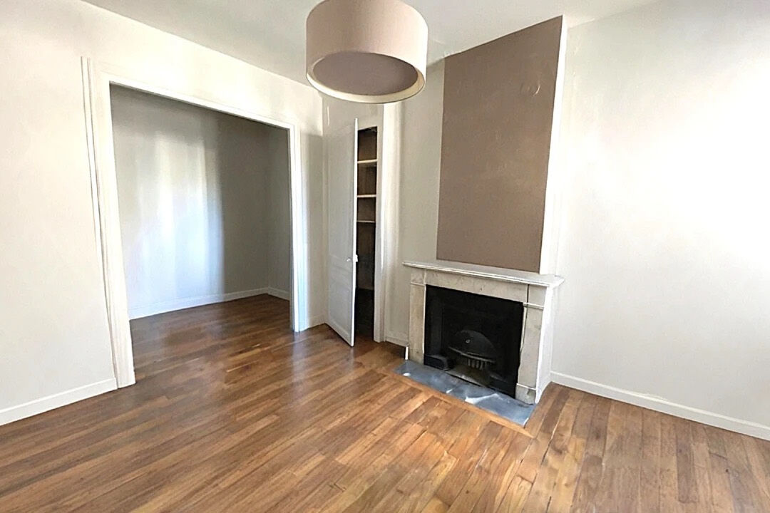 Appartement LYON (69008) 2 pi&egrave;ces 45.00 m&sup2;