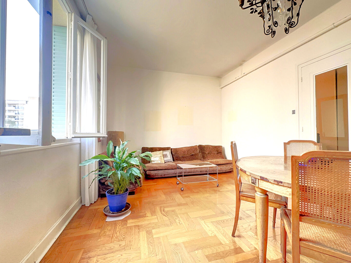 Appartement LYON (69003) 3 pi&egrave;ces 74.00 m&sup2;