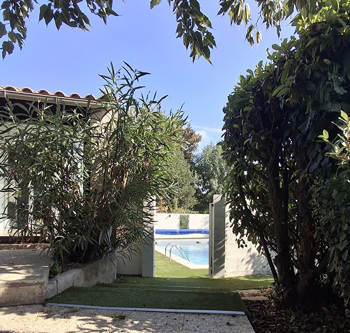 Maison LA JARRIE (17220) 8 pièces 140.00 m²