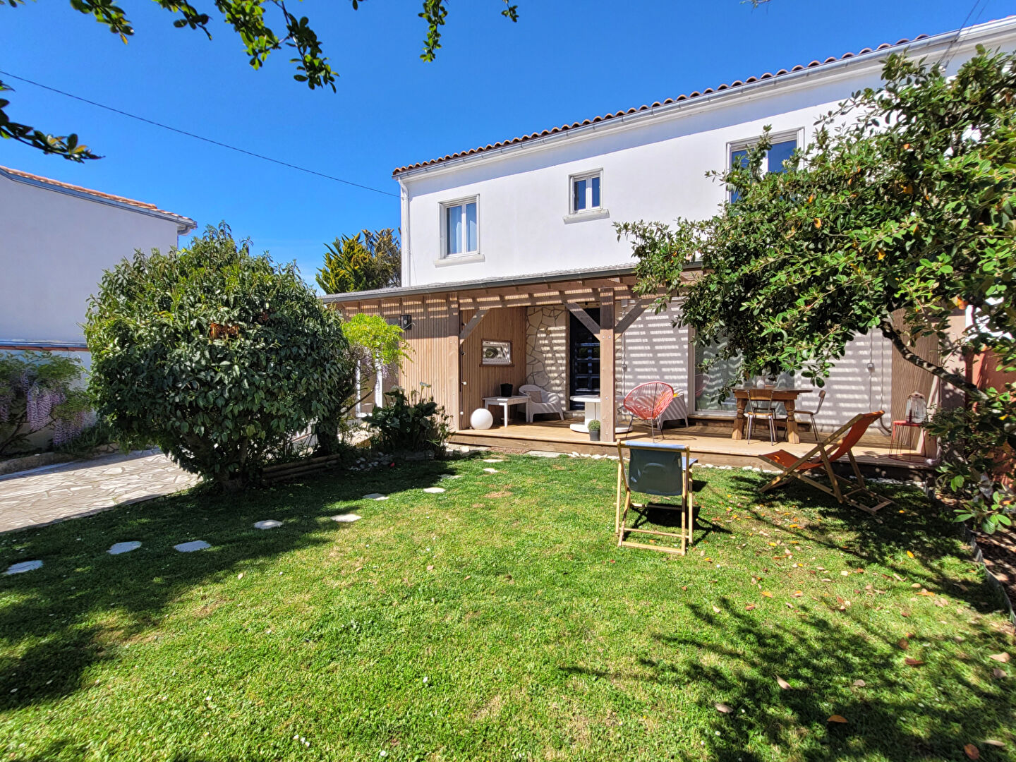 Maison LA ROCHELLE (17000) 8 pi&egrave;ces 176.03 m&sup2;