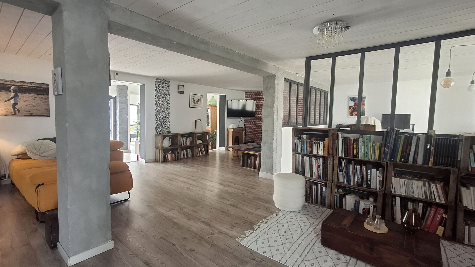 Maison SAINT XANDRE (17138) 6 pi&egrave;ces 196.00 m&sup2;