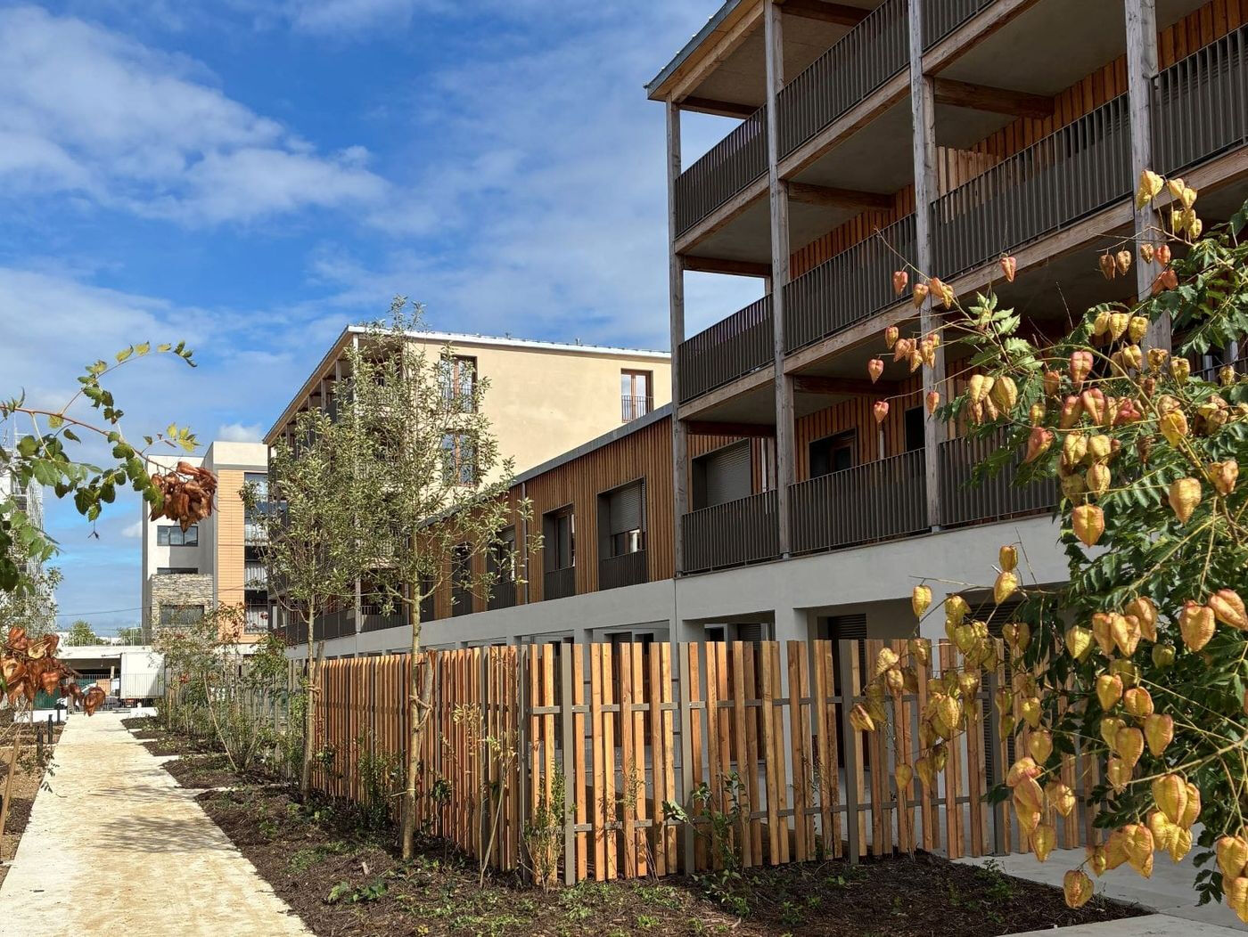 Bussy-Saint-Georges (77) 339 000 € Appartement 3 pièces , 2 chambres 63.12 m² Avec balcon