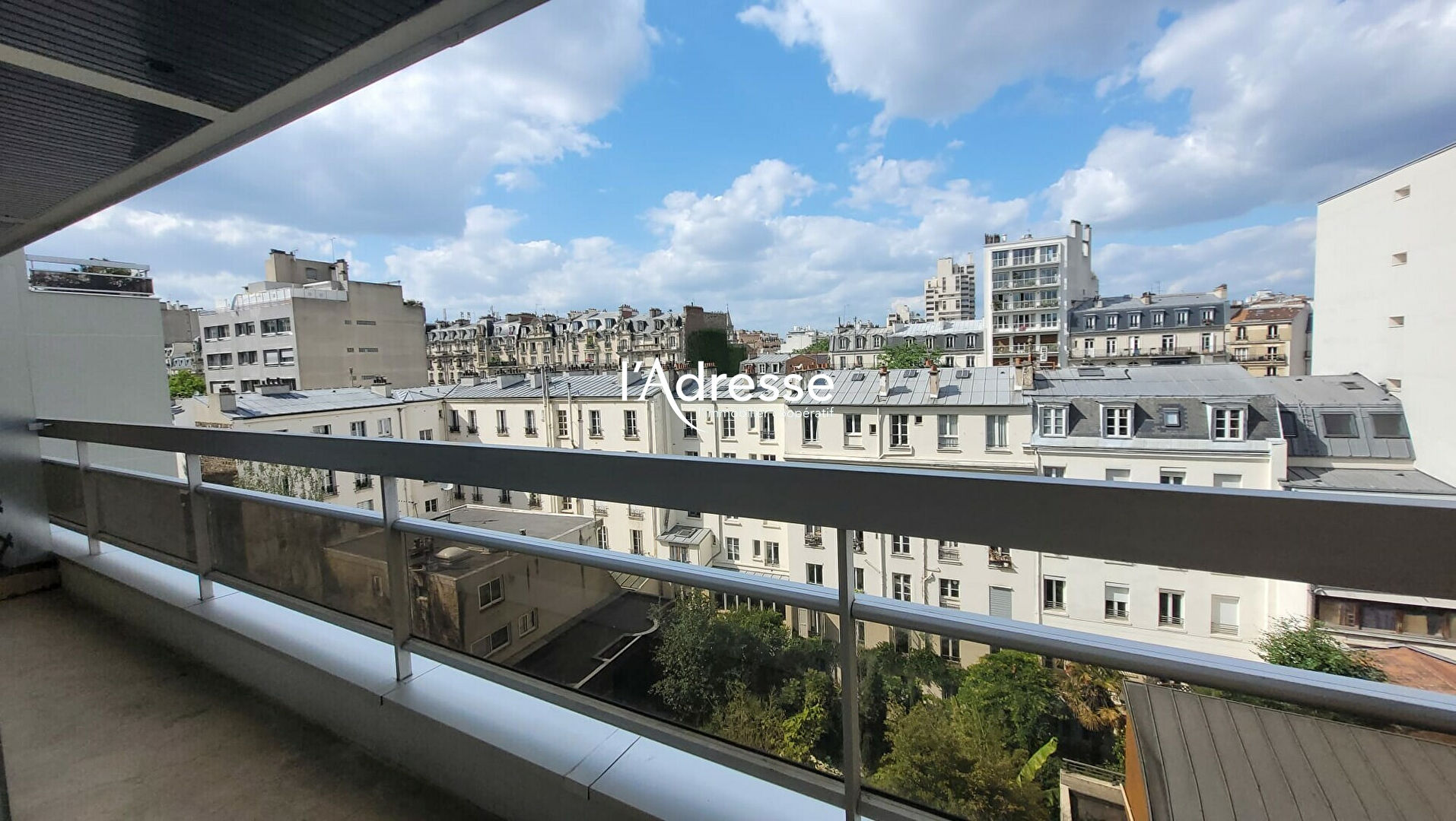 Appartement PARIS (75012) 2 pièces 53.25 m²