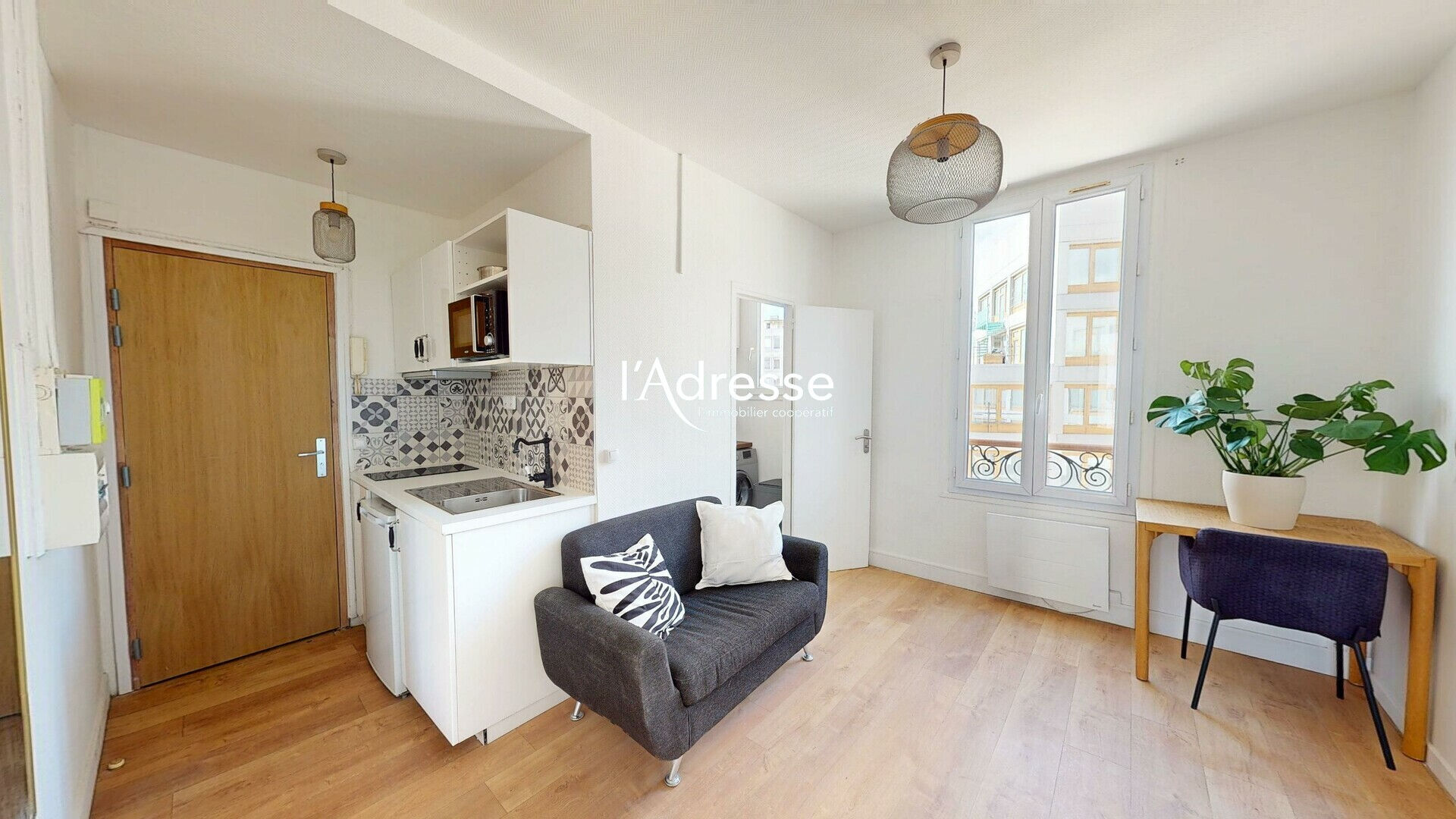 Appartement MONTREUIL (93100) 2 pièces 24.79 m²