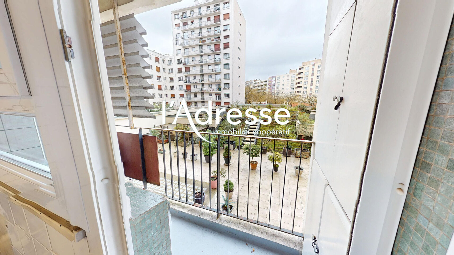 Appartement PARIS (75012) 2 pi&egrave;ces 62.54 m&sup2;