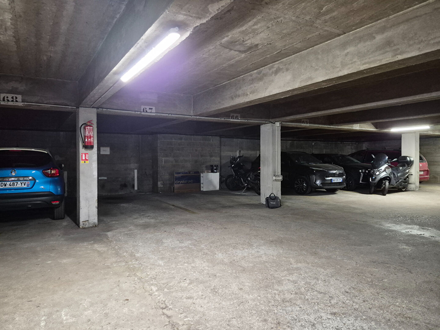 Parking / box PARIS (75012) 9.50 m&sup2;