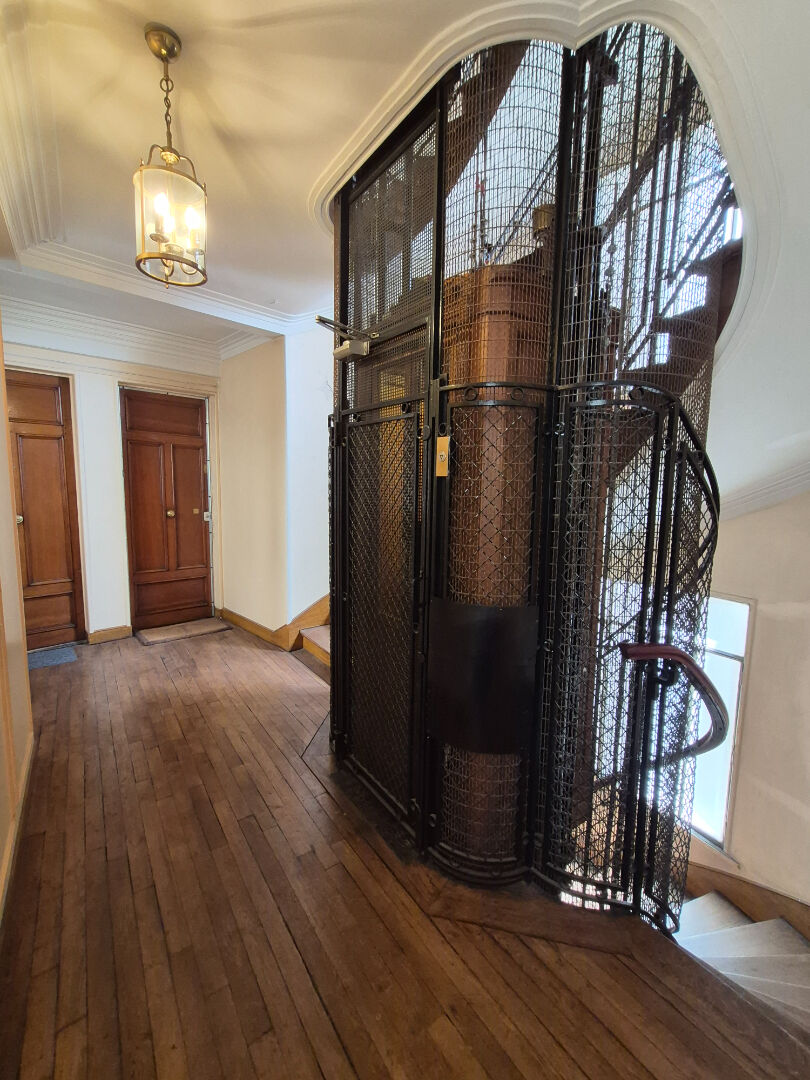 Appartement PARIS (75012) 2 pi&egrave;ces 30.12 m&sup2;
