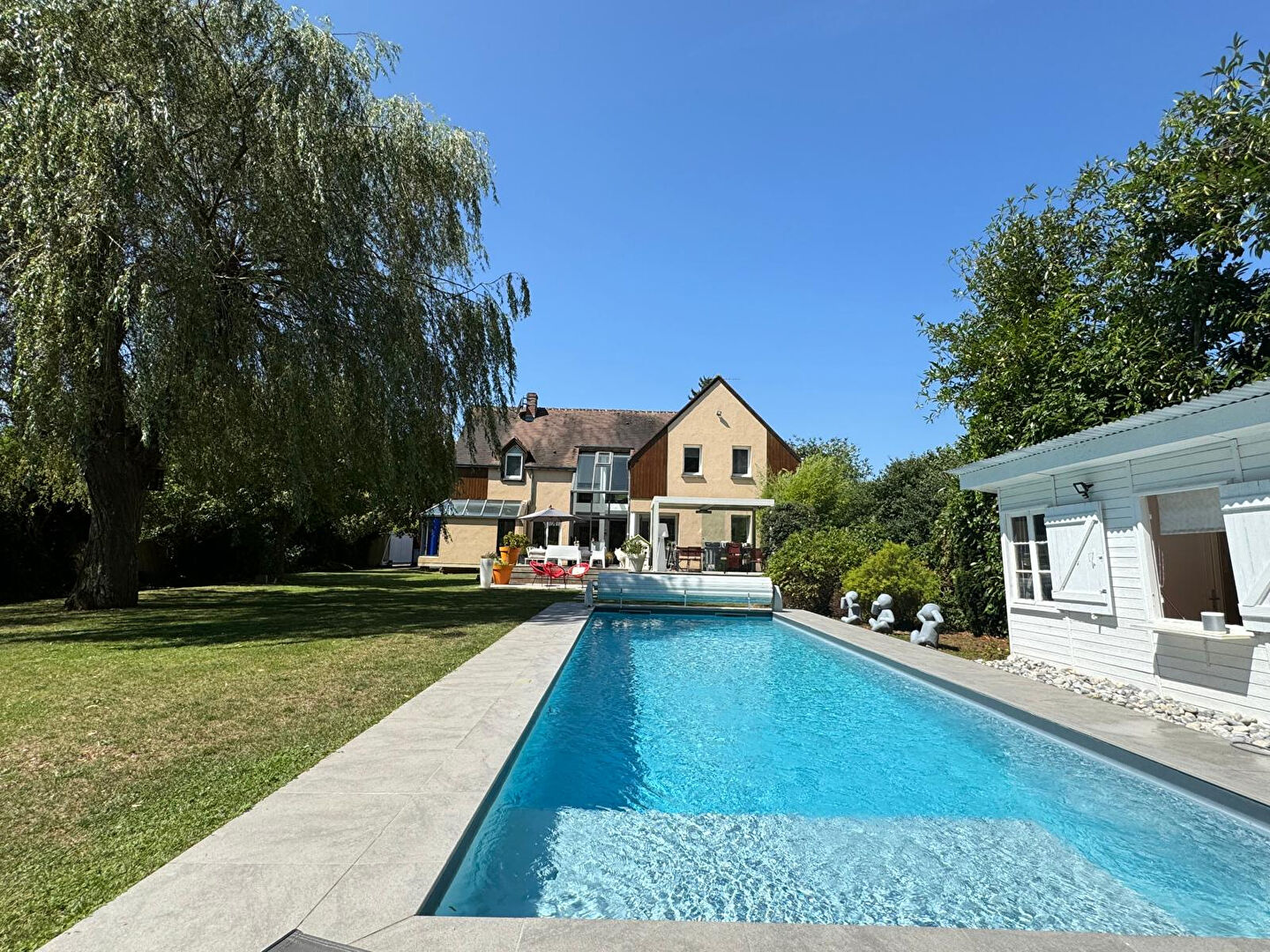 Maison MAINTENON (28130) 8 pi&egrave;ces 180.00 m&sup2;