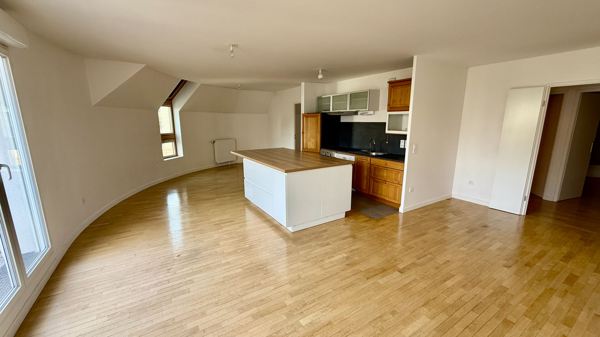 Appartement NANTERRE (92000) 5 pièces 102.83 m²