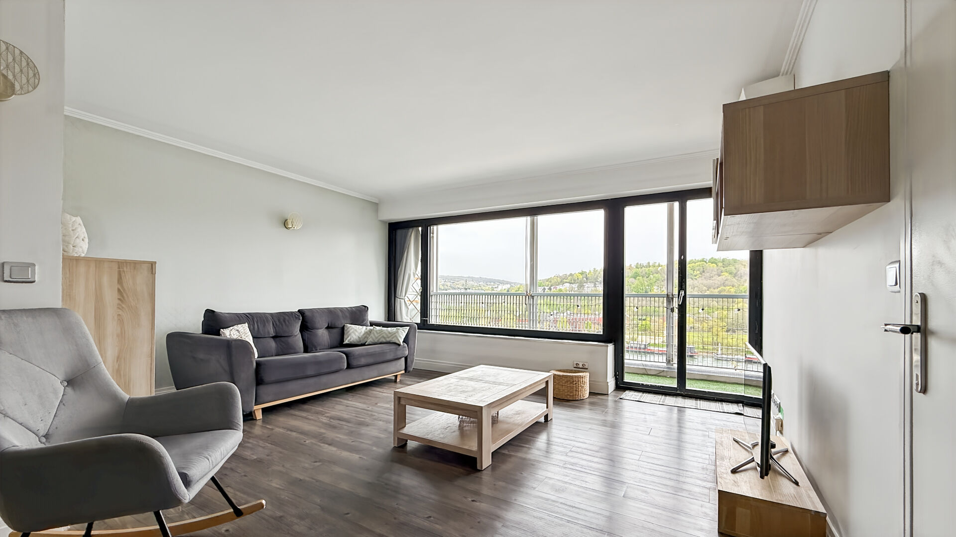 à 6 km de Viroflay Exclusif 748 000 € Appartement 4 pièces , 3 chambres 86.53 m² Voir le bien