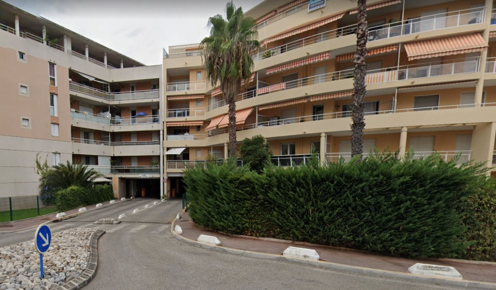 Parking / box MANDELIEU LA NAPOULE (06210) 12.50 m²